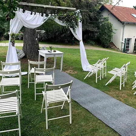 Alt 3* Prague