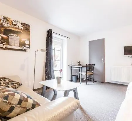 Alt Guest house 3*