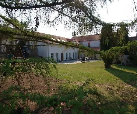 Alt 3* Prague