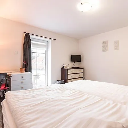 Alt Guest house Prague