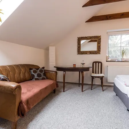 Alt 3* Prague