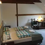 阿尔特膳食旅馆